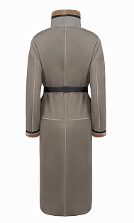 Дубленка с воротником-стойкой