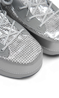 Мунбуты с мехом