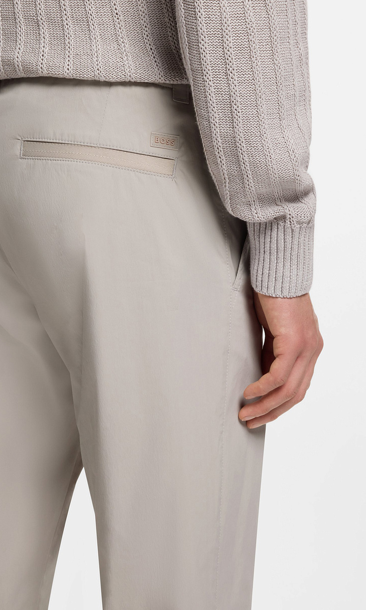 HUGO BOSS: Зауженные брюки чинос