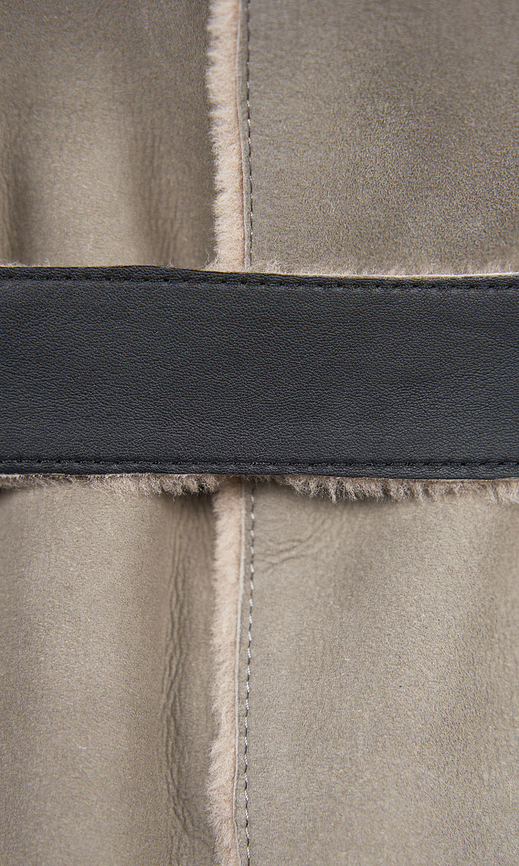 MARION FASHION: Дубленка с воротником-стойкой