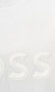 Футболка с 3-D логотипом