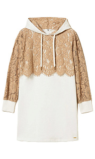 Платье с капюшоном и кружевом
