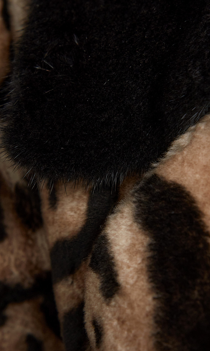 MARION FASHION: Дубленка с поясом