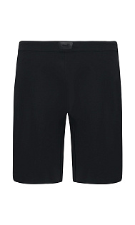 Спортивные шорты