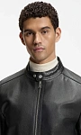 HUGO BOSS: Куртка из кожи