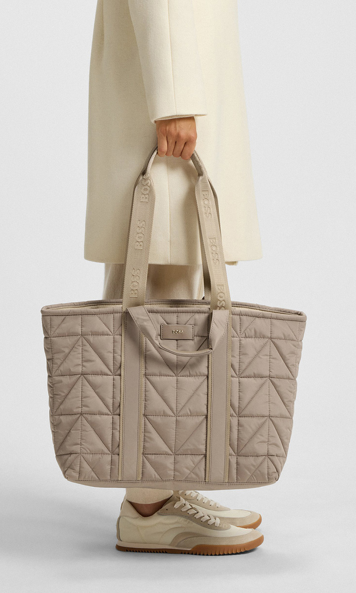HUGO BOSS: Стеганая сумка