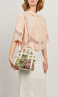 Льняная рубашка с кружевом