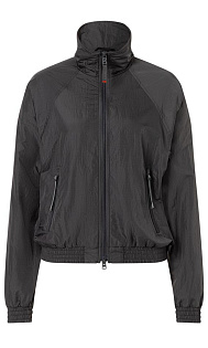 Легкая куртка