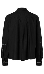 Рубашка с вышивкой