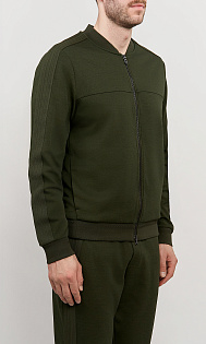 Спортивная куртка