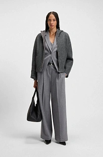 Куртка на молнии