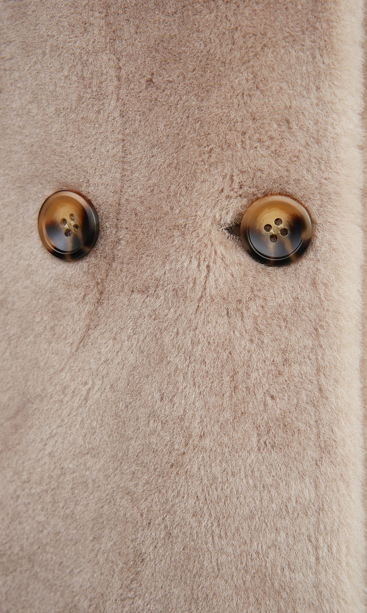 MARION FASHION: Шуба из овчины