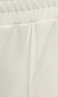 Брюки с прошитыми стрелками