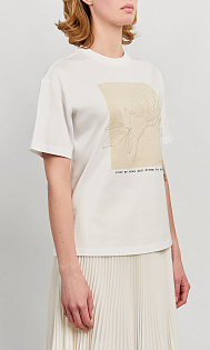 Футболка с принтом и вышивкой