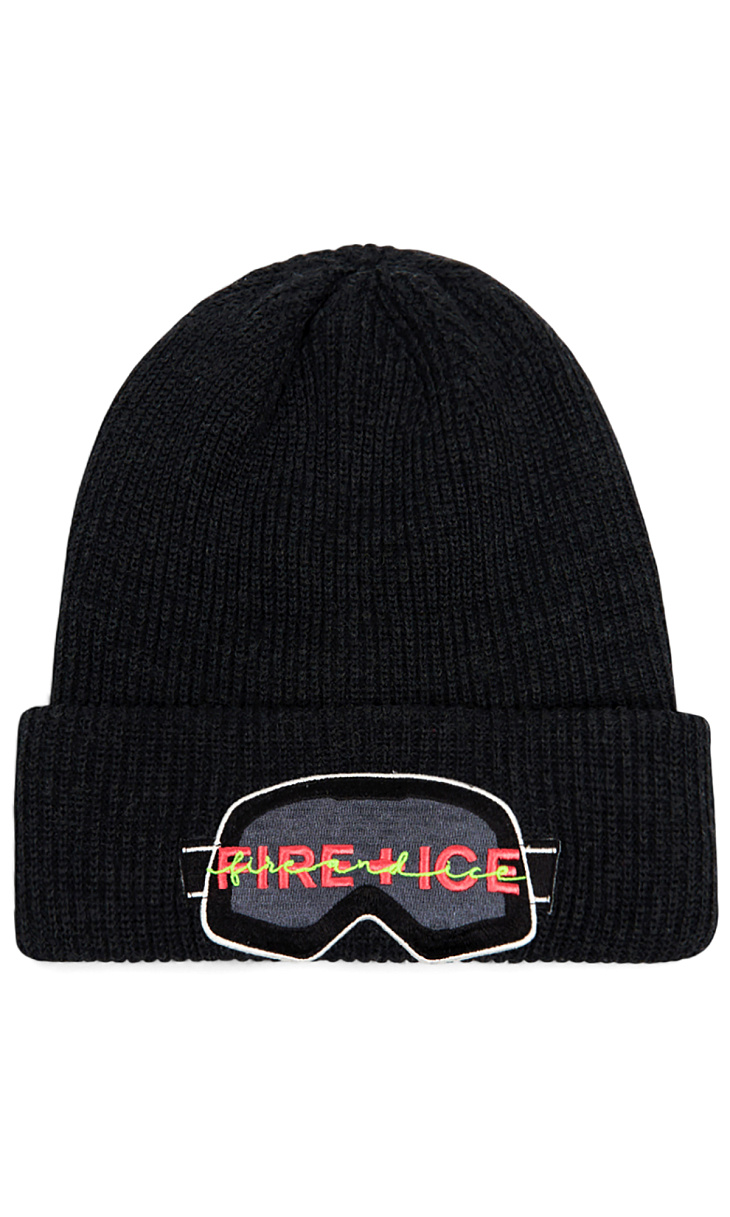 BOGNER: Шапка с аппликацией