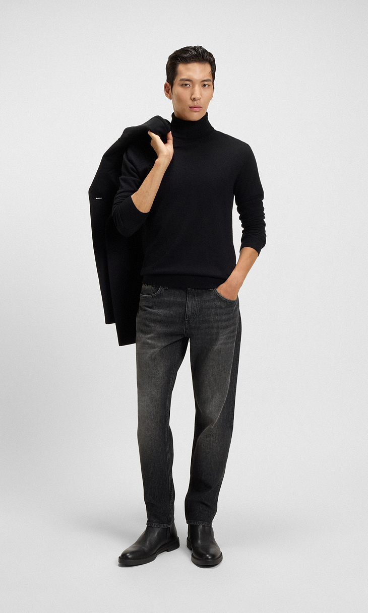 HUGO BOSS: Прямые джинсы