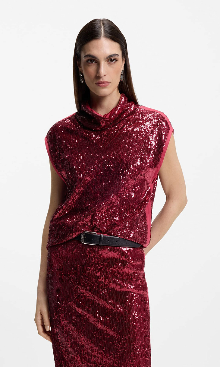 HUGO BOSS: Топ с пайетками