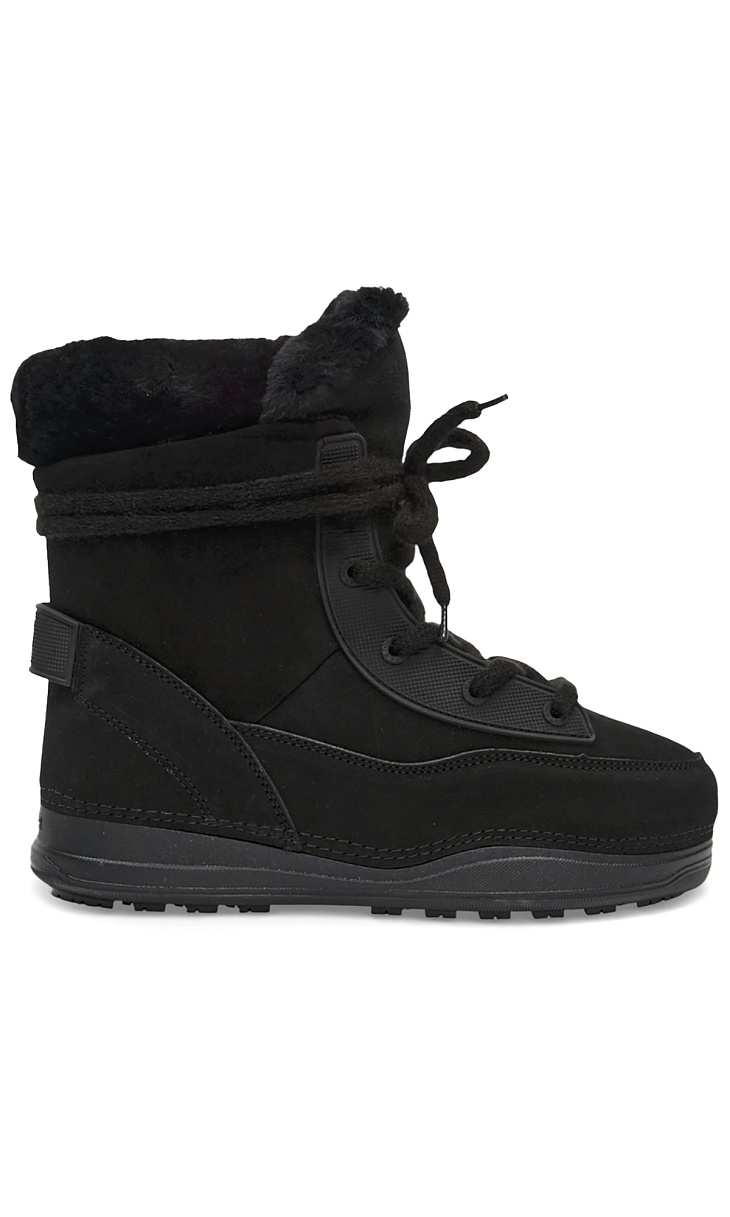 BOGNER: Мунбуты из замши и меха