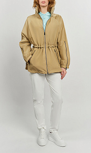 Легкая куртка