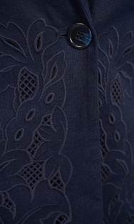 Удлиненный жилет с вышивкой