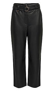 Брюки из кожи