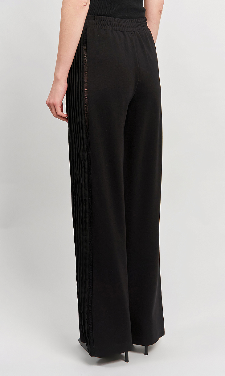 TWINSET: Брюки с плиссированными вставками