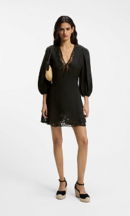 Платье с вышивкой