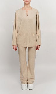 Пуловер из шерсти