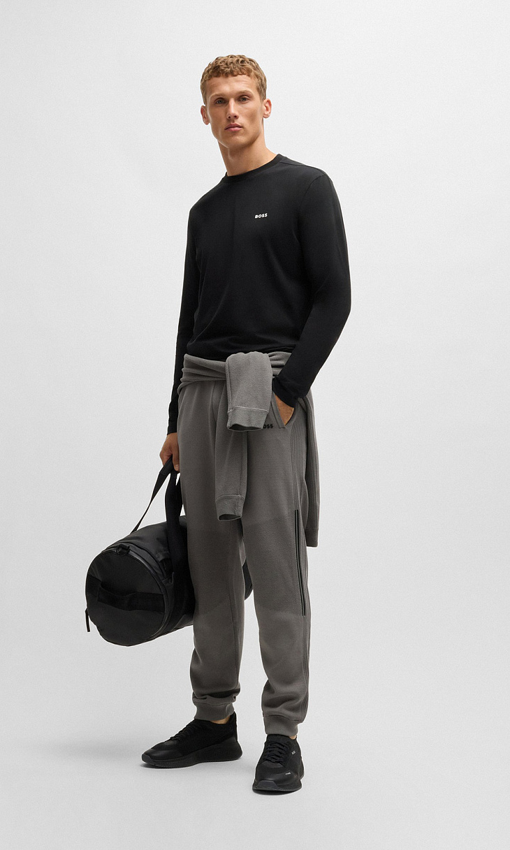 HUGO BOSS: Лонгслив с логотипом