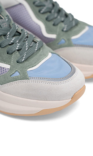 Кроссовки из кожи и текстиля