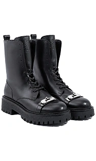 Ботинки из кожи