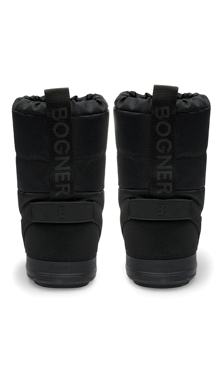 BOGNER: Мунбуты на кулиске