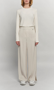 Брюки с разрезами