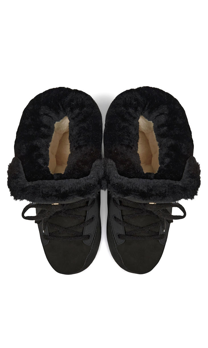 BOGNER: Мунбуты из замши и меха