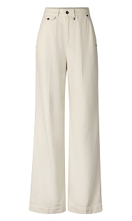 Широкие джинсы