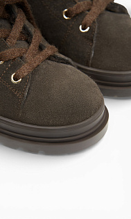 Ботинки из замши и меха