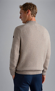 Пуловер из шерсти