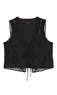 Блуза с вышивкой на завязках