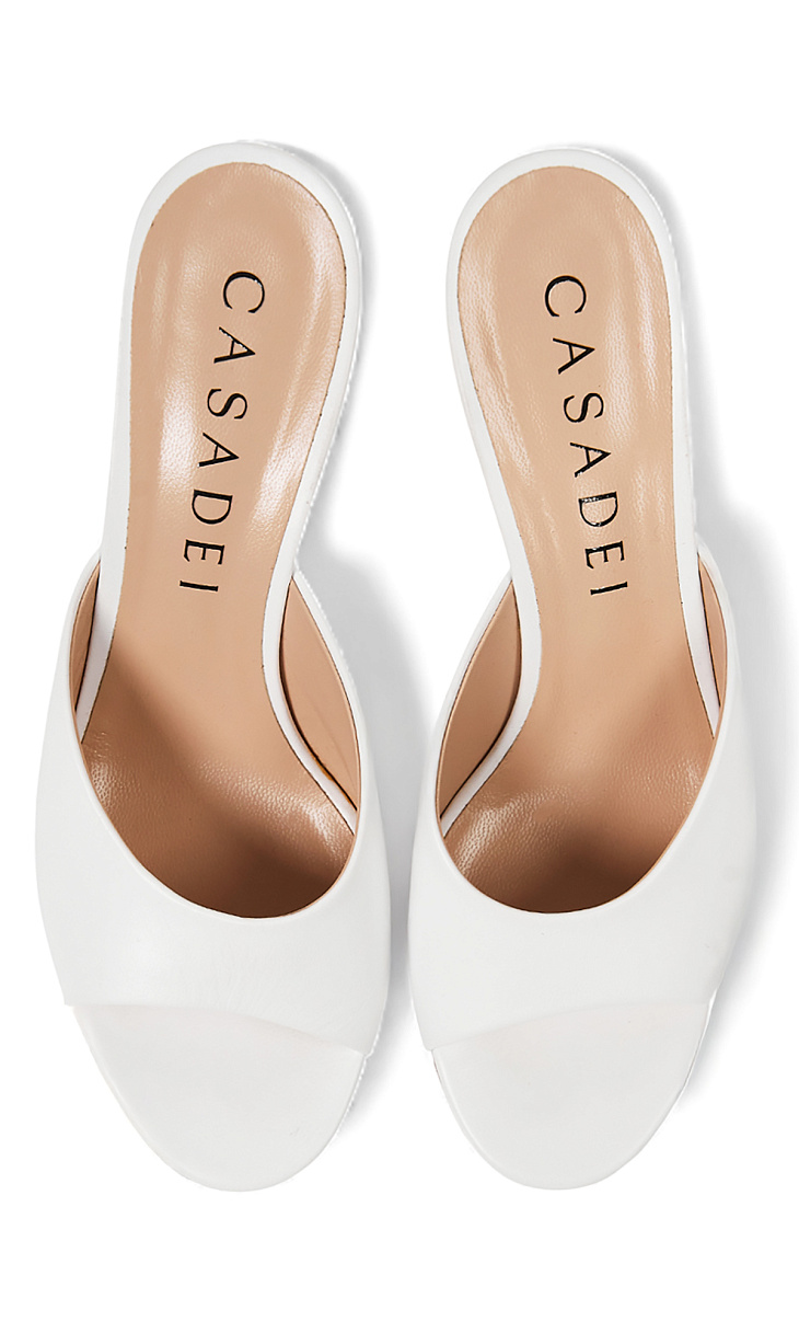 Casadei: Мюли из кожи