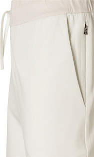 Спортивные шорты