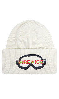 Шапка с аппликацией