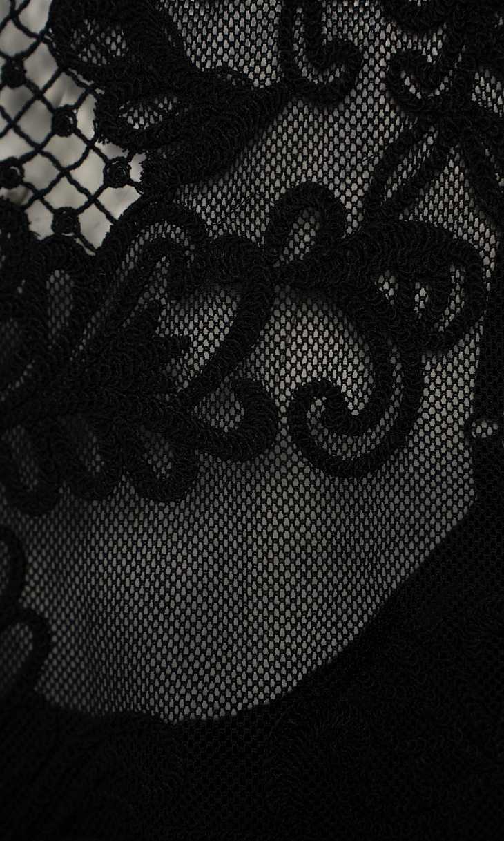 TWINSET: Муслиновая блуза с вышивкой