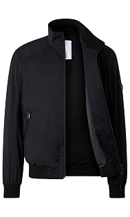 Куртка на молнии