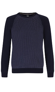 Пуловер из шерсти