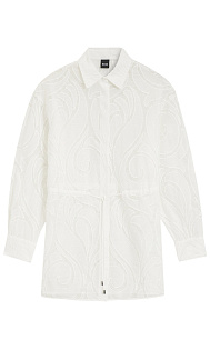 Блуза с вышивкой