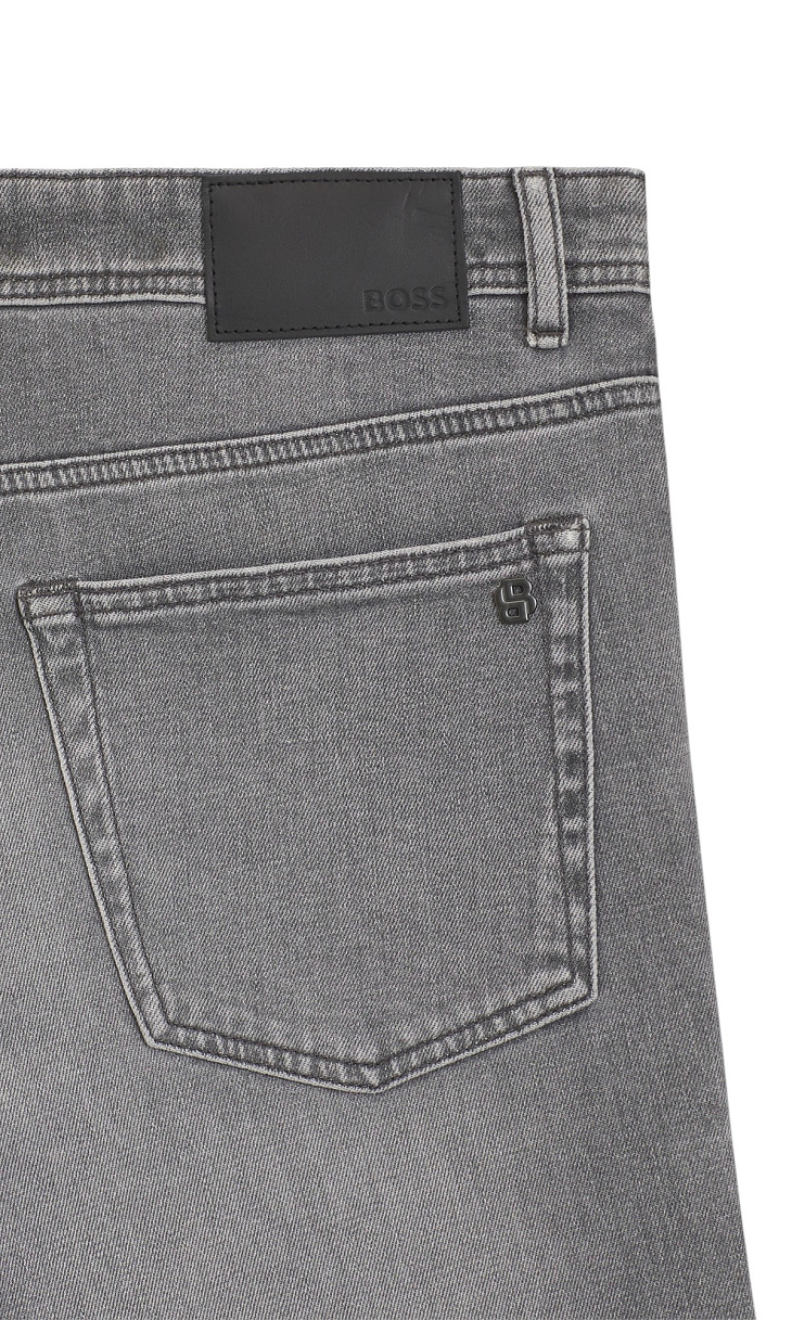 HUGO BOSS: Прямые джинсы