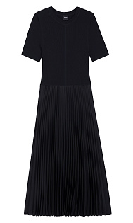 Платье с плиссированной юбкой