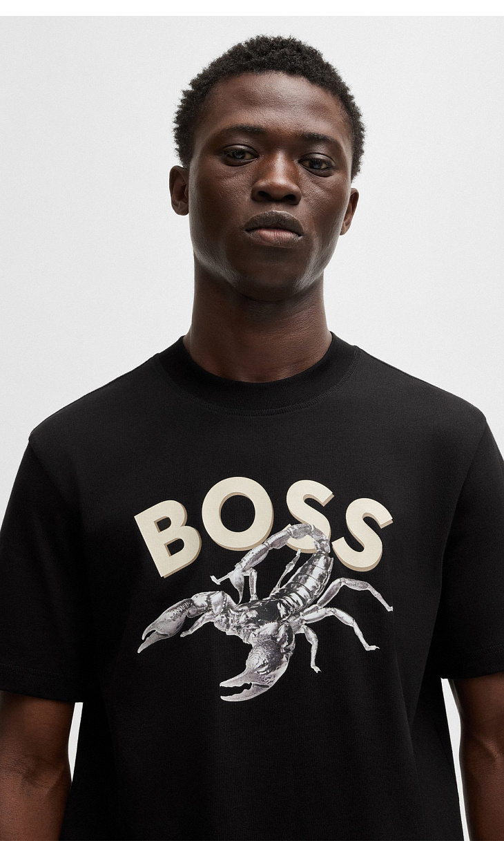 HUGO BOSS: Футболка с принтом