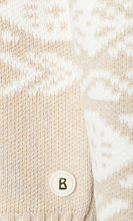 Свитер из шерсти