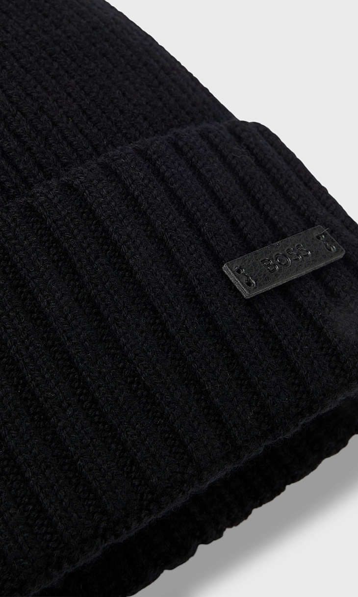 HUGO BOSS: Шапка из шерсти